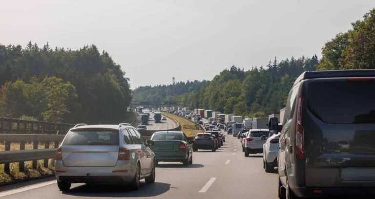 20 dakikadan fazlasi olume goturuyor cogu surucu farkinda bile degil bu dugme azrailin ta kendisi Z2h4ckaF