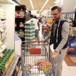 abdde tuketici guveni agustosta beklentileri asti 7qiskQ53