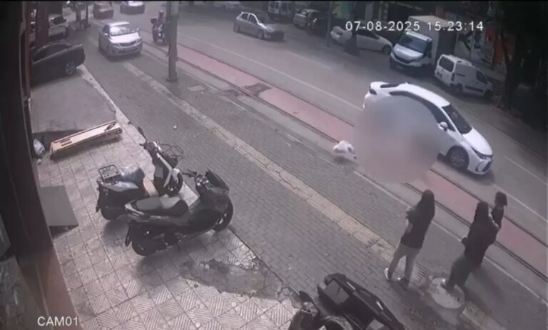 bursada marketten donerken otomobil carpti kdl35gSP