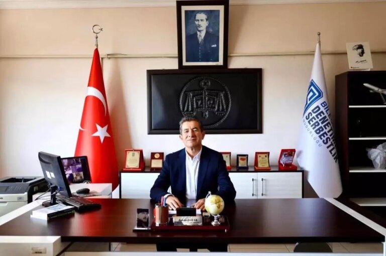 erkan colak bilecike mudur olarak atandi FL2Dy6ci