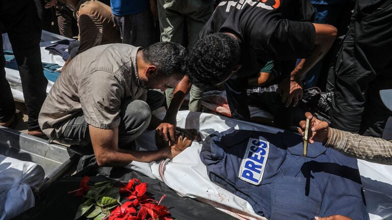 gazzede can kaybi sayisi 62 bin 774e yukseldi 25 agustos 2025 Mu8ZfrXK