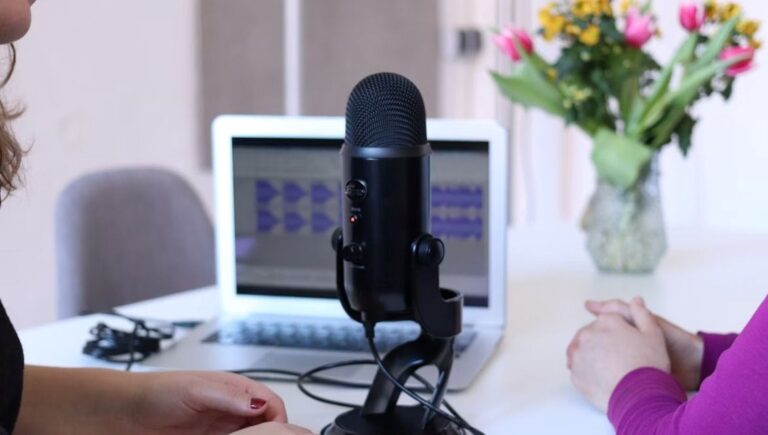 google turkce dil destegi getirdi video ve podcast olusturan notebooklm nasil kullanilir igZ91vN5