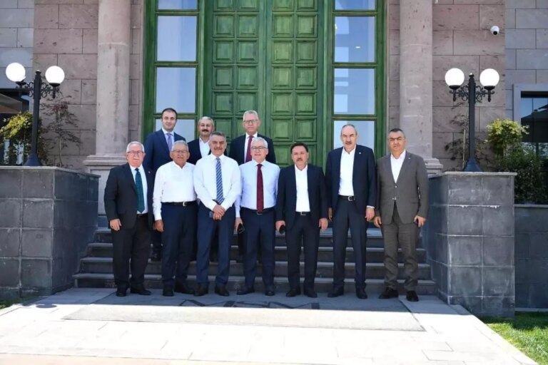 oran heyeti mutfak sanatlari merkezini gezdi kIh1UkNH