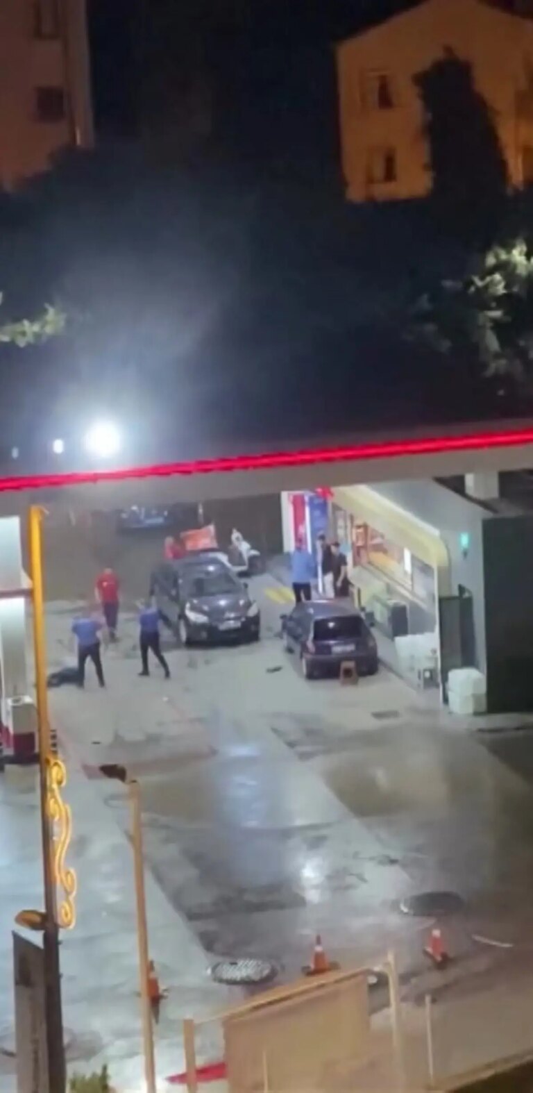 sancaktepede alkollu kisiye polis mudahalesi RzZFl7fZ