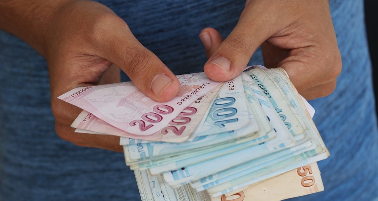 100 ve 120 bin tl mevduatin getirisi geriledi iste banka banka yeni oranlar CPUbLeIh