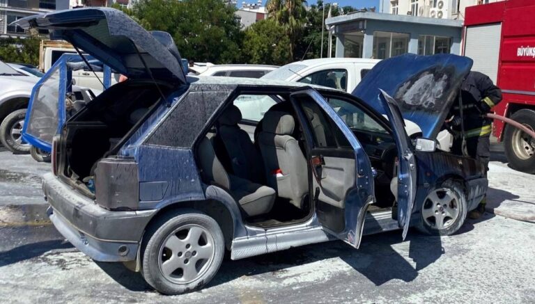 hastane otoparkinda otomobil alev aldi uR76qPgs