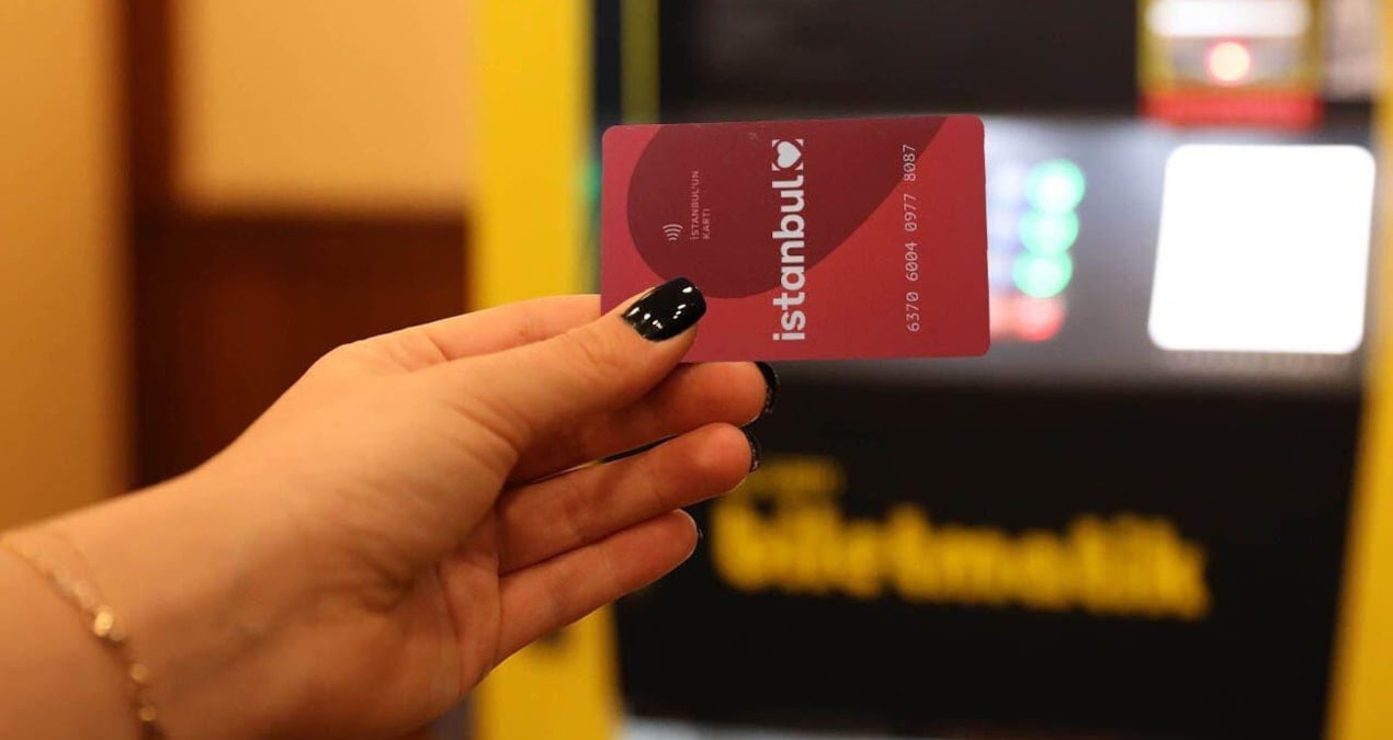 istanbulda 30 yas ustu ogrencilerin indirimli ulasim hakki tekrar mahkemeye tasinacak ZOwawIdv