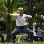 japonyada 100 yasini gecenlerin sayisi 100 bini buldu fHpzNRcR