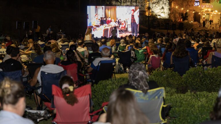 neseli gunler filmi manavgat zindan kalesinde vatandaslarla bulustu sfaZvKDx