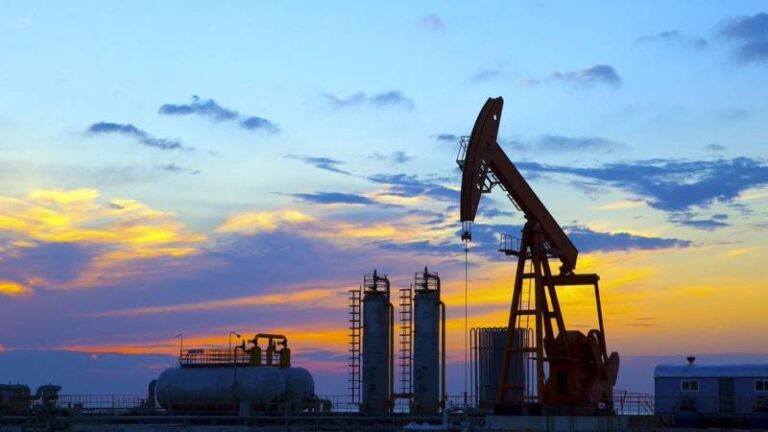 suriyeden 14 yil sonra bir ilk petrol ihracati yeniden basladi pJD94BAk