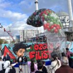 bagcilarda gazzedeki kiz cocuklari icin balonlar ucuruldu nvNwHlNg.jpg