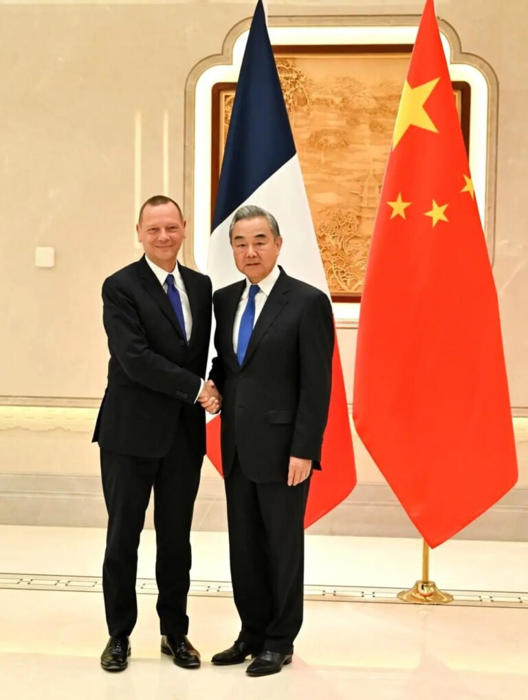 cin fransa iliskileri gucleniyor gTJImu5H.jpg