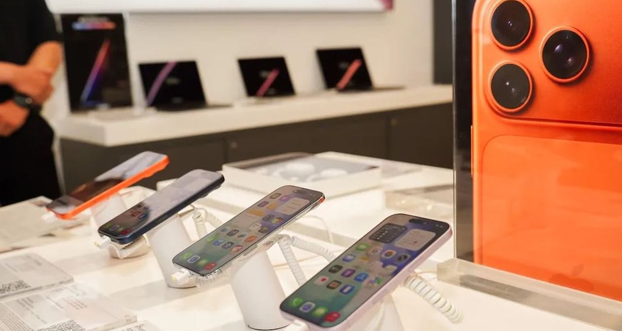 iphone 17ler renk degistirmeye basladi aldiklari gibi cikmadi hc6Ayx6U.jpg