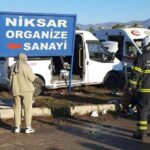 isci servisi ile tarim iscilerinin oldugu minibus carpisti 10 yarali wLqMINfy.jpg