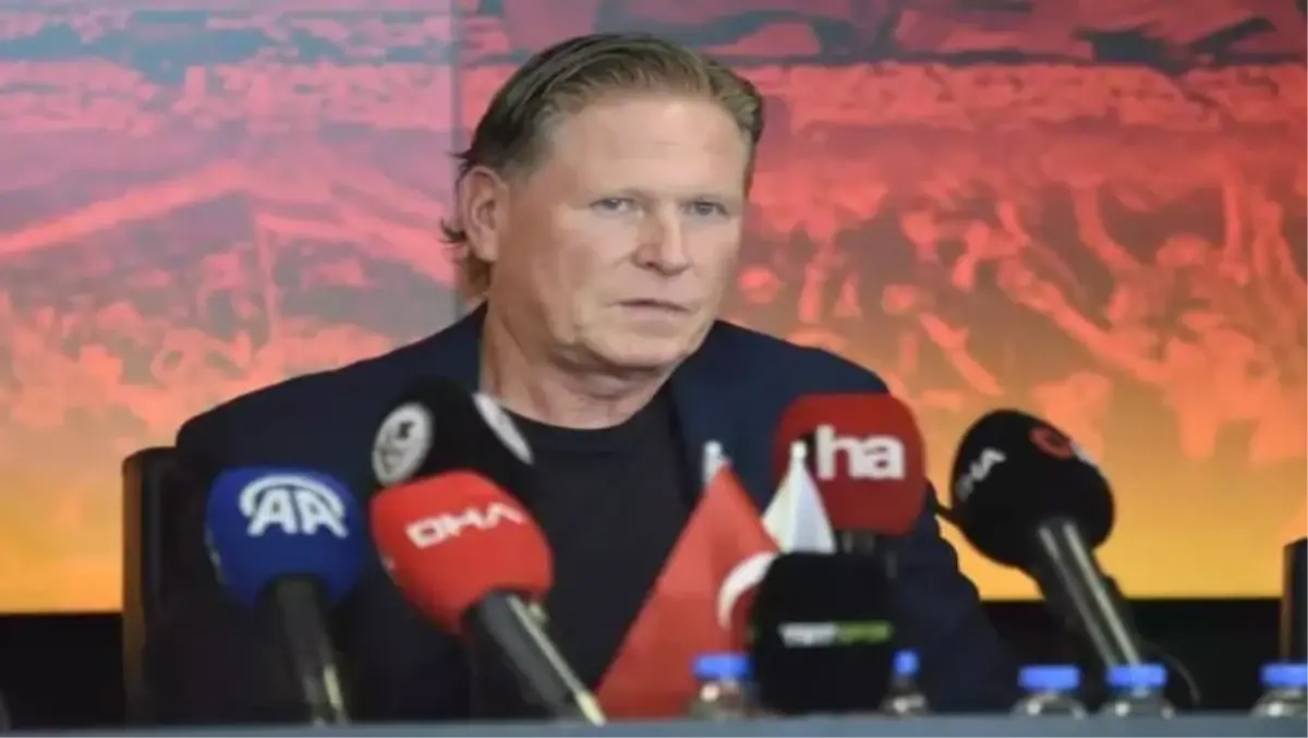 kayserispor 11 sezonda 21 teknik direktor degistirdi C4RlFptK.jpg