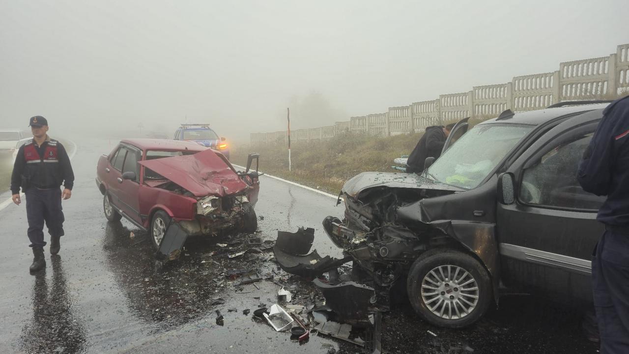 samsunda feci kaza 1 olu 6 yarali rqUaQDwi