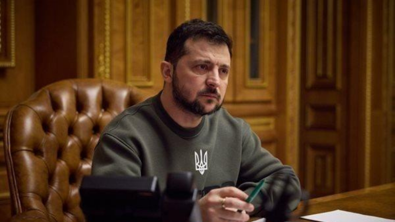 zelenski ruslar 500e yakin iha ve 50den fazla fuze ile saldiri duzenledi DzD499UQ