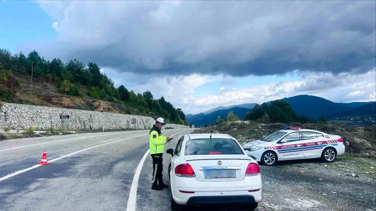 zonguldakta guvenlik operasyonlari cok sayida gozalti ve uyusturucu ele gecirildi wuMGaWGf.jpg