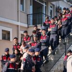 7 ilde sahte borsa uygulamasiyla dolandiriciliga 12 tutuklama fjB9YcVG.jpg