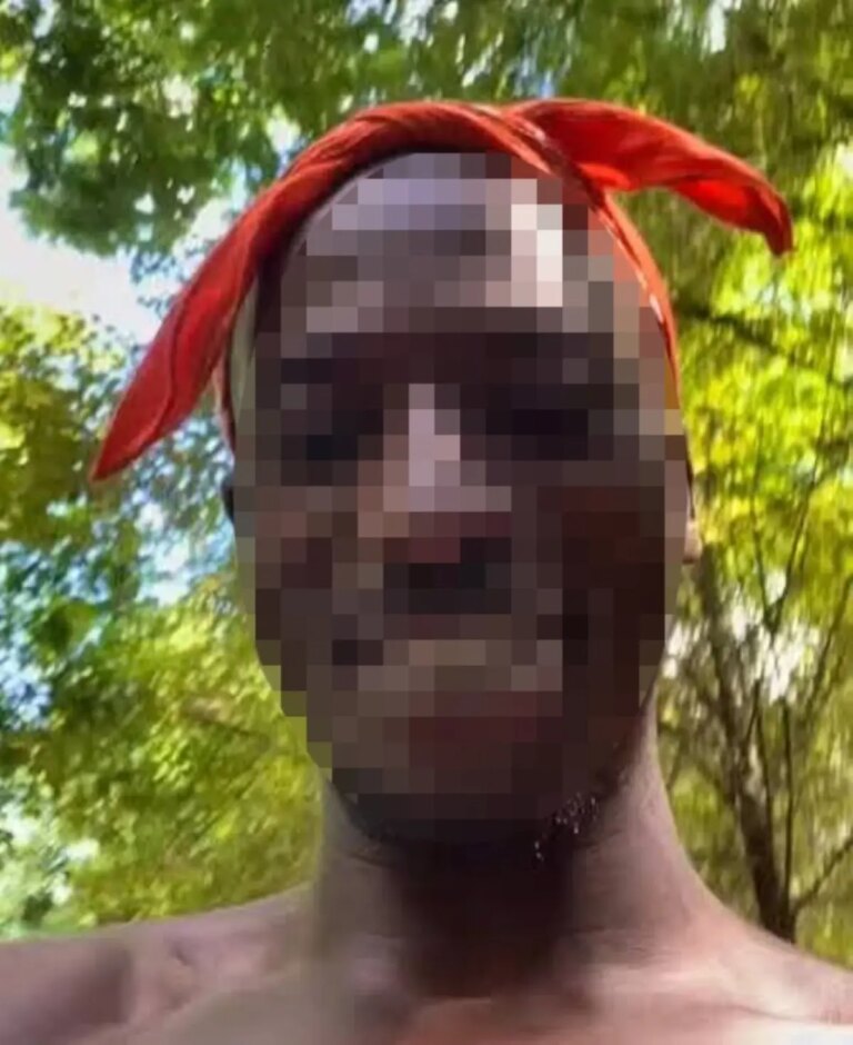 louvre soygununda sosyal medya fenomeni zanli OJkE3pW8.jpg