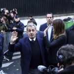 nicolas-sarkozy-adli-kontrol-sartiyla-tahliye-edildi-e3q7Pemq.jpg