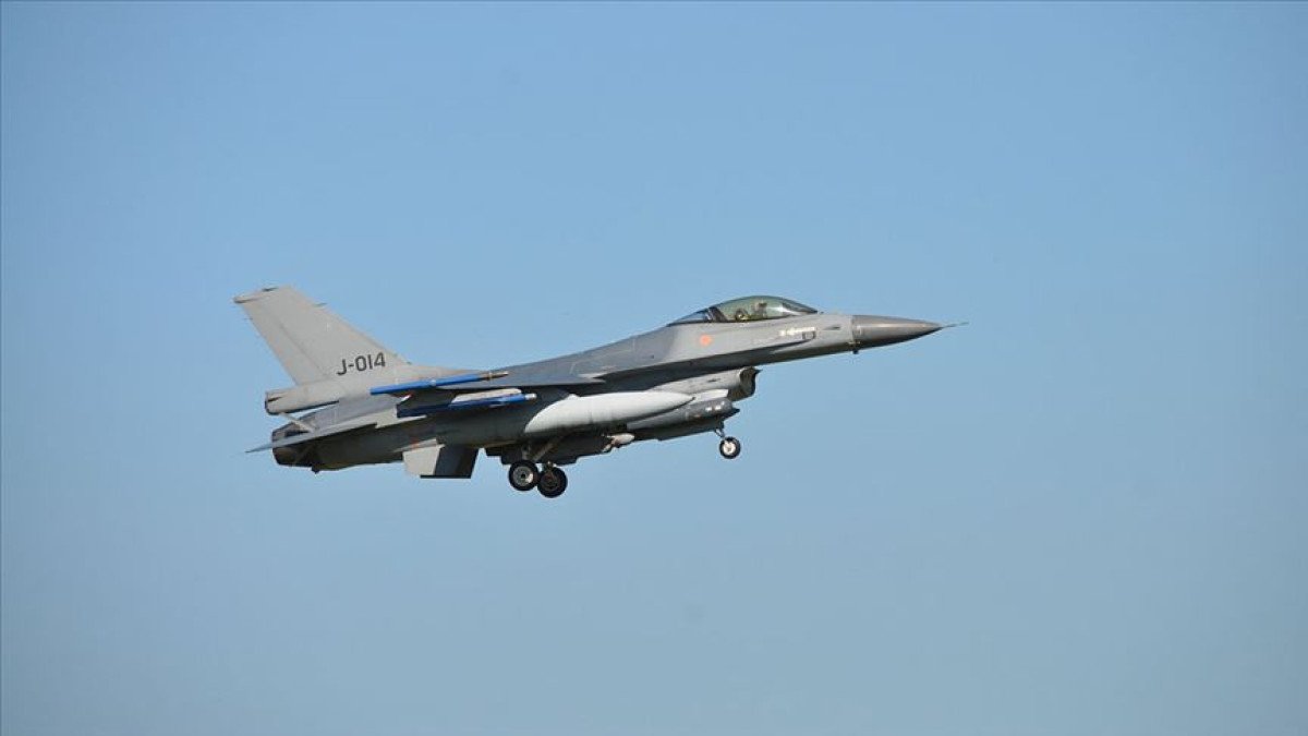 abdye-ait-f-16-savas-ucagi-dustu-gvVs5tim.jpg