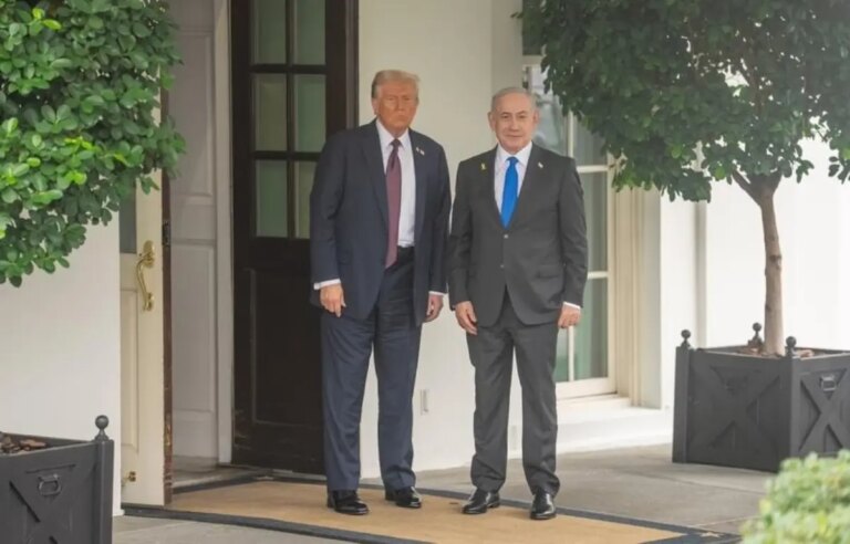 trump-ve-netanyahu-floridada-bir-araya-geldi-LAYsGdg6.jpg