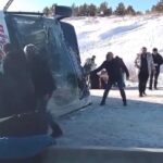 karsta-yolcu-otobusu-devrildi-yaralilar-var-mXgOVpD1.jpg