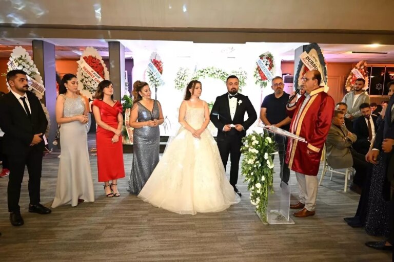 yesilyurt-belediyesinden-sehit-ve-gazi-ailelerine-ucretsiz-nikah-hizmeti-9a7PTOuz.jpg